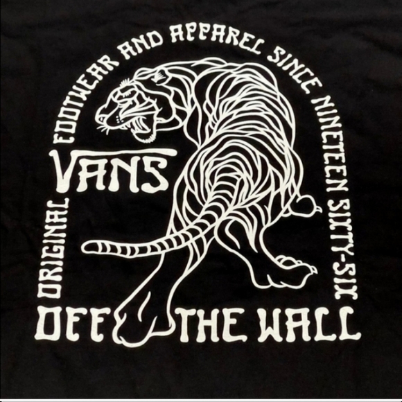 Vans Other - ☘️Vans tiger graphic on black